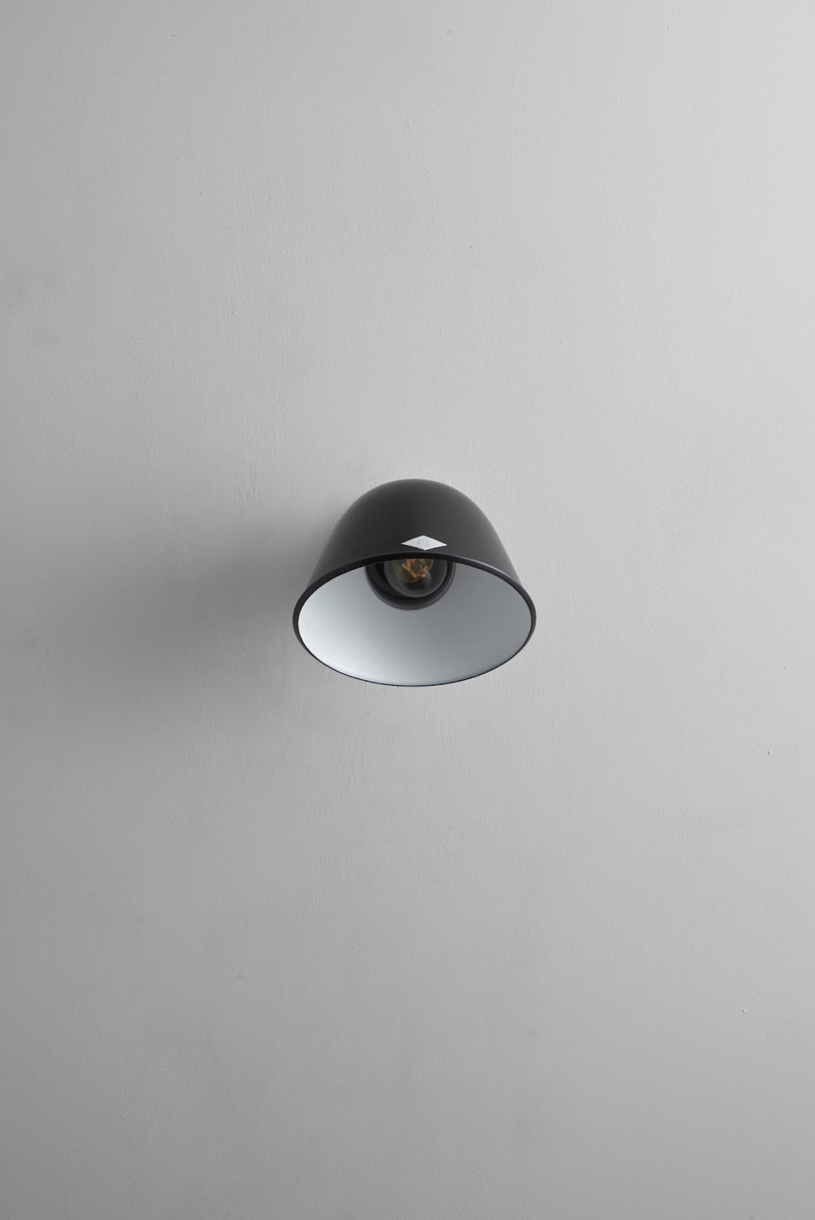 Variant Image for Noir