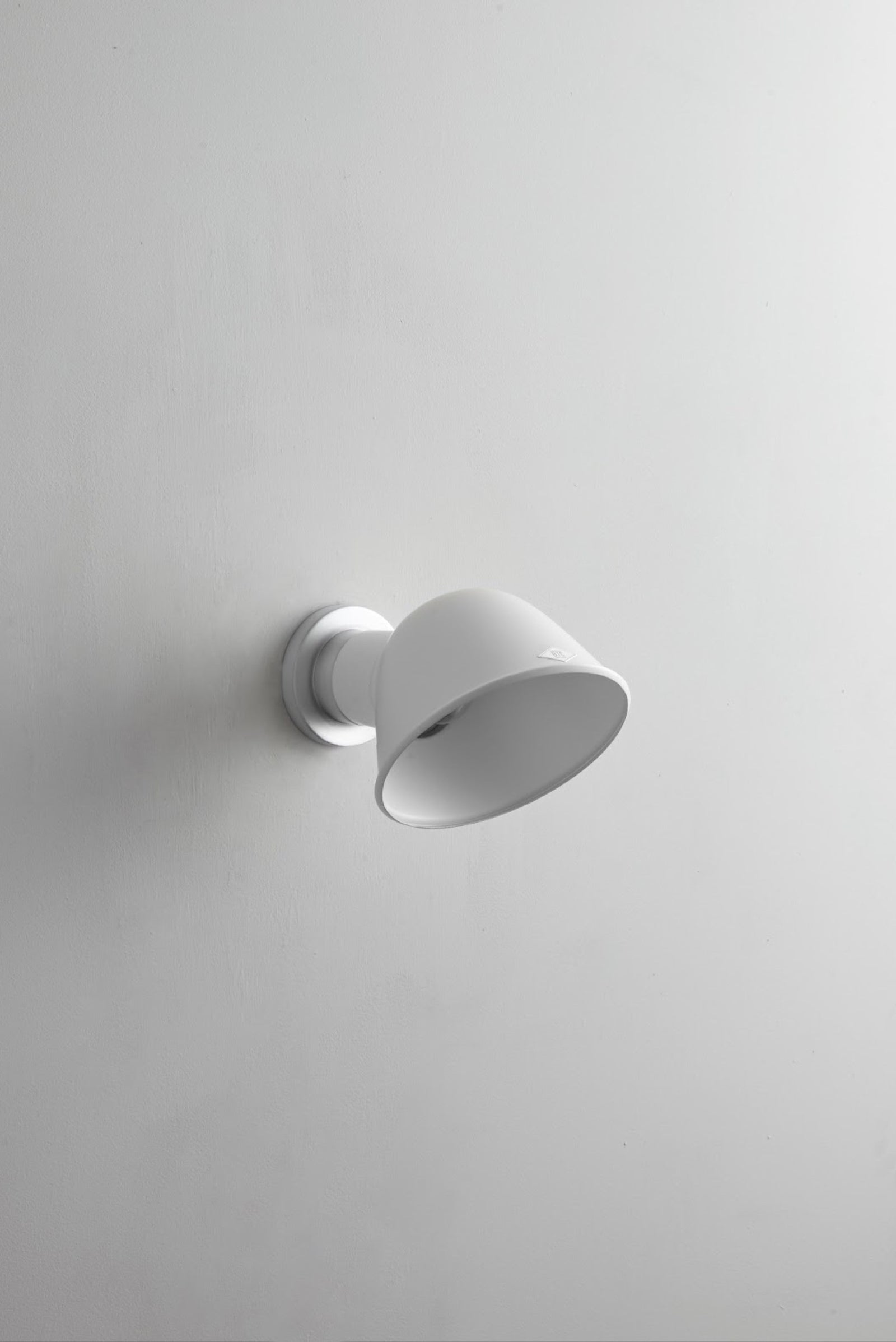 Variant Image for White