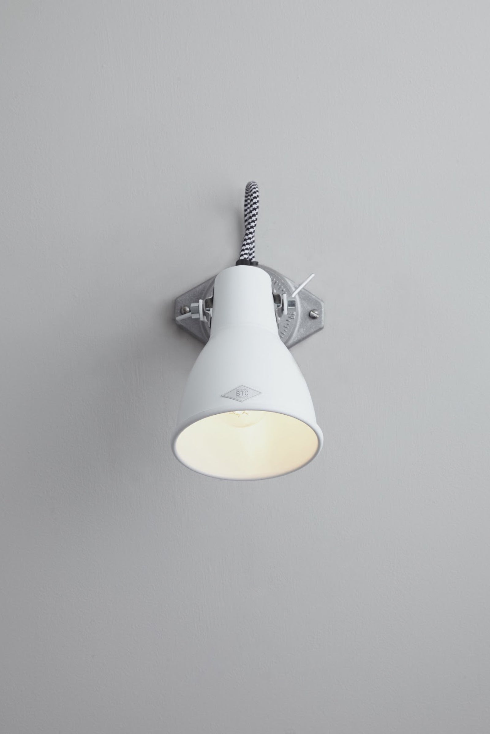 Variant Image for White