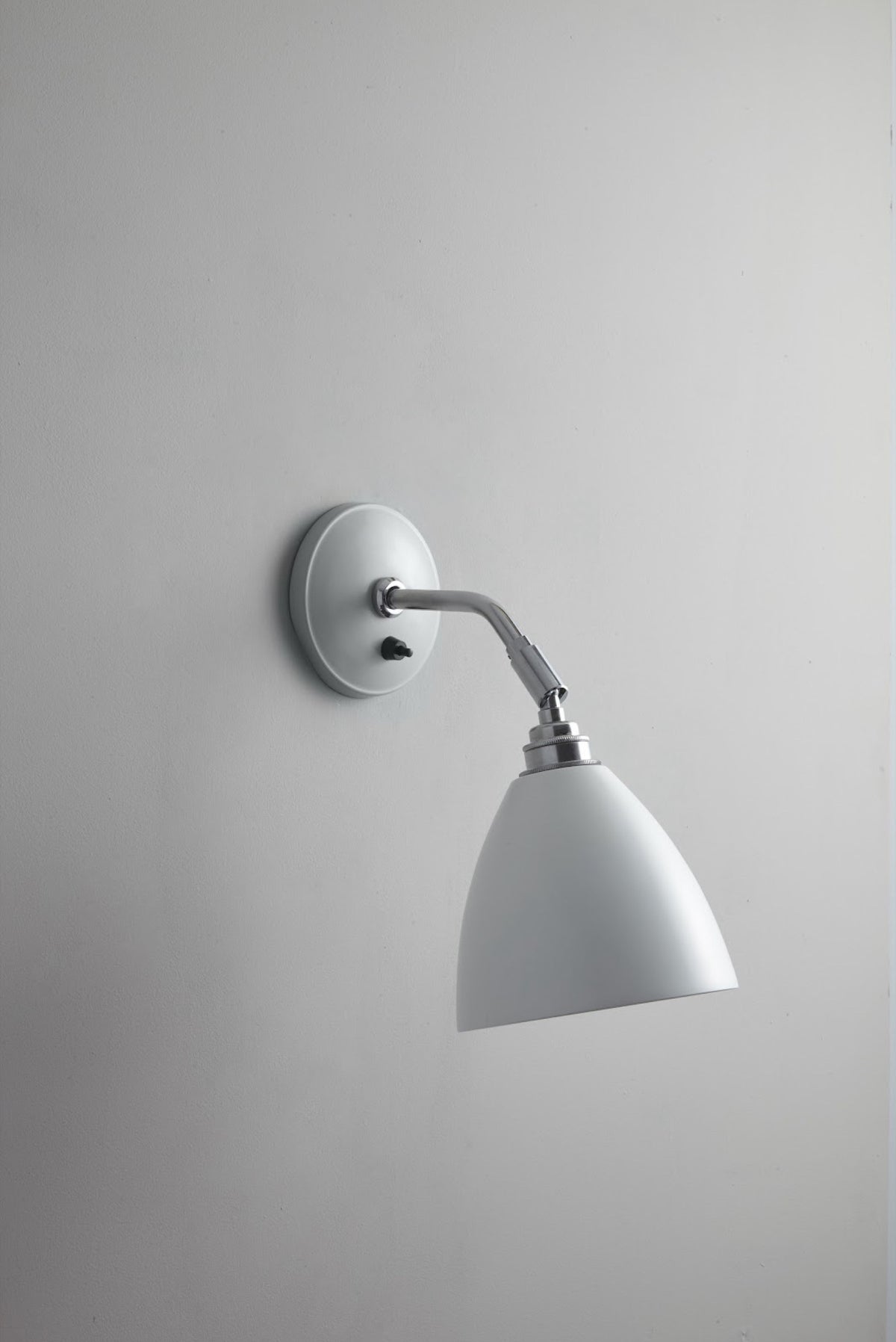 OBTC Product Image, Light Off: Task Short Wall Light, White Range