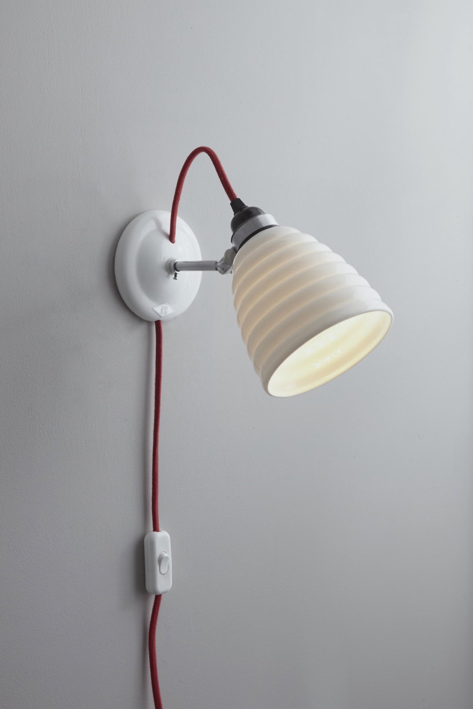 Variant Image for Blanc Naturel / Rouge