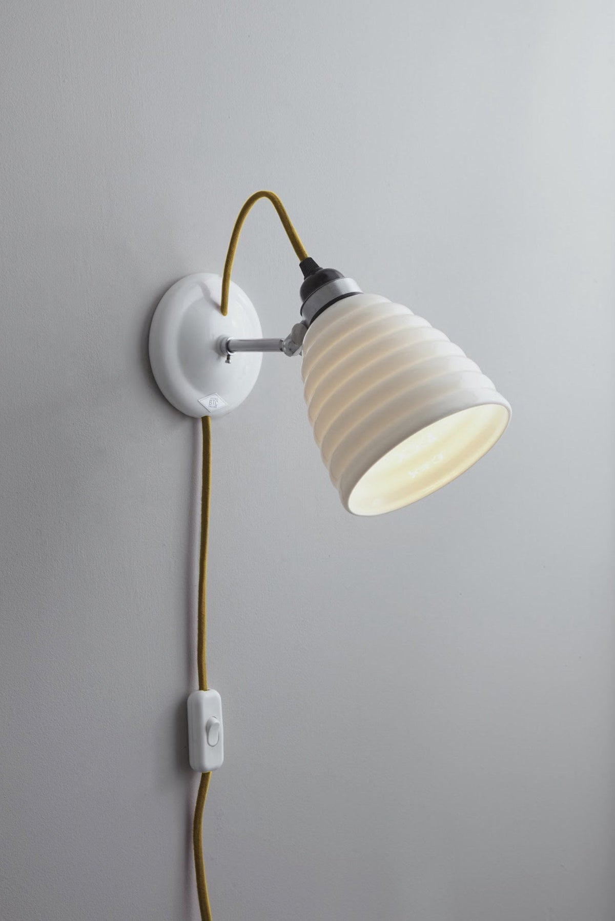 Hector Bibendum Wall Light Plug, switch & cable