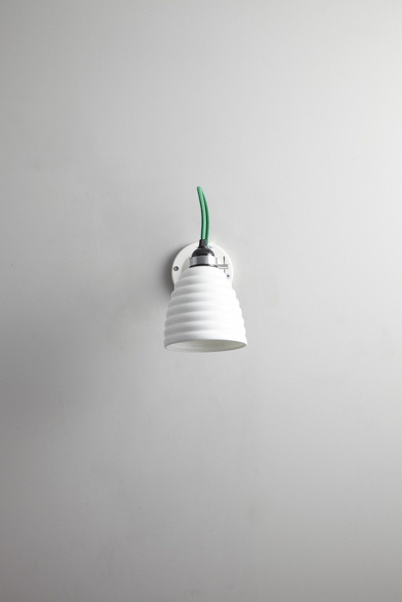 Variant Image for Natural White / Green