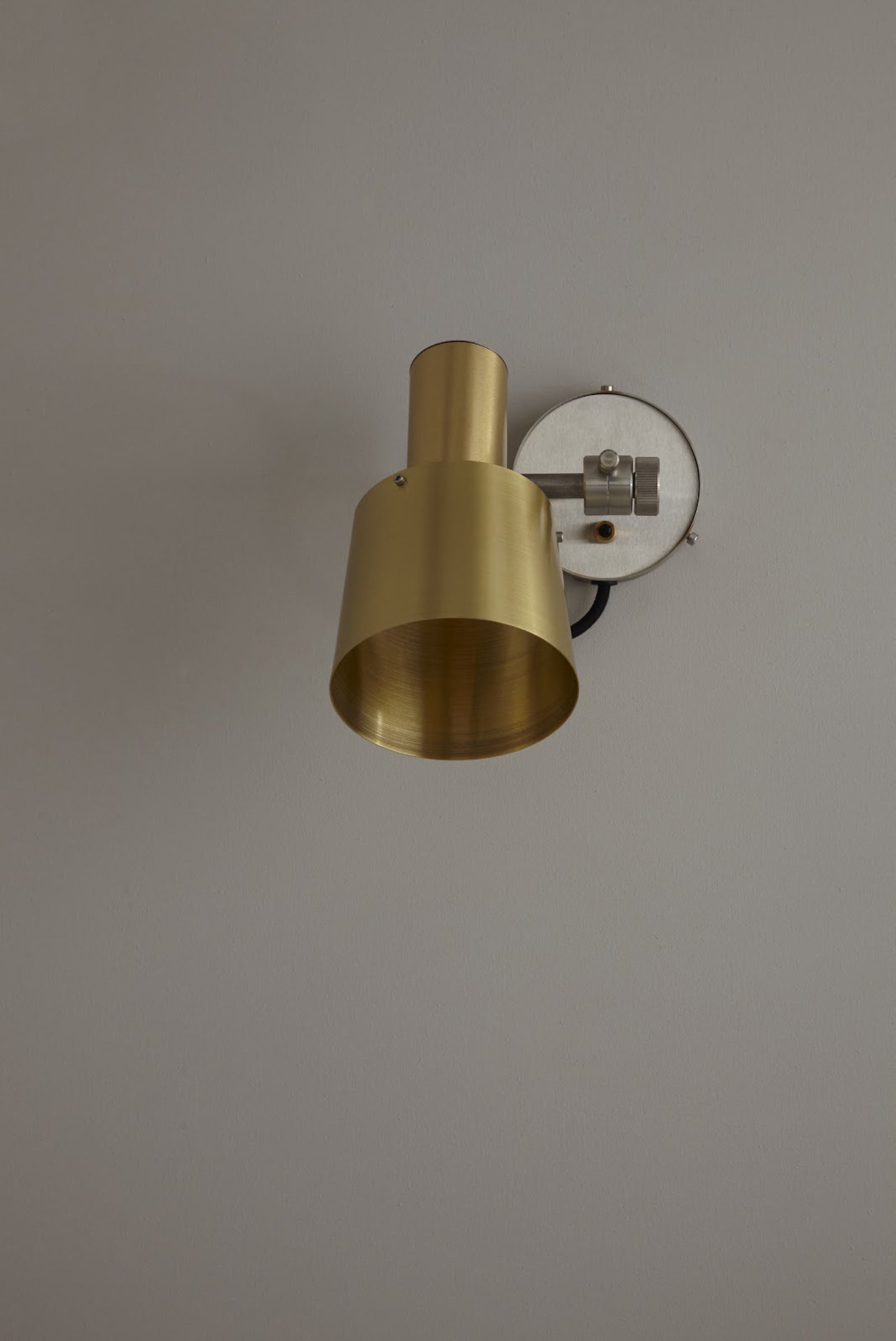 Variant Image for Satin Brass