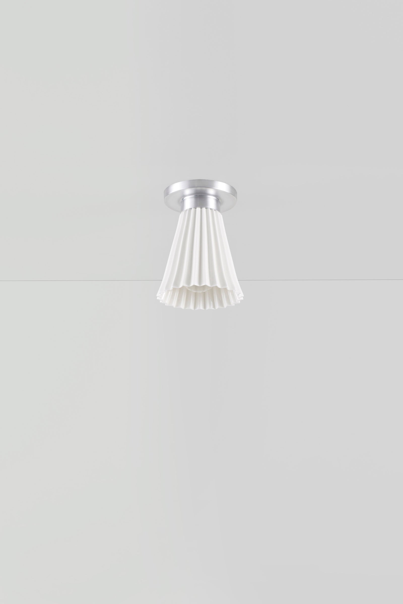 Hector Pleat Medium Ceiling Light - Thumbnail 2