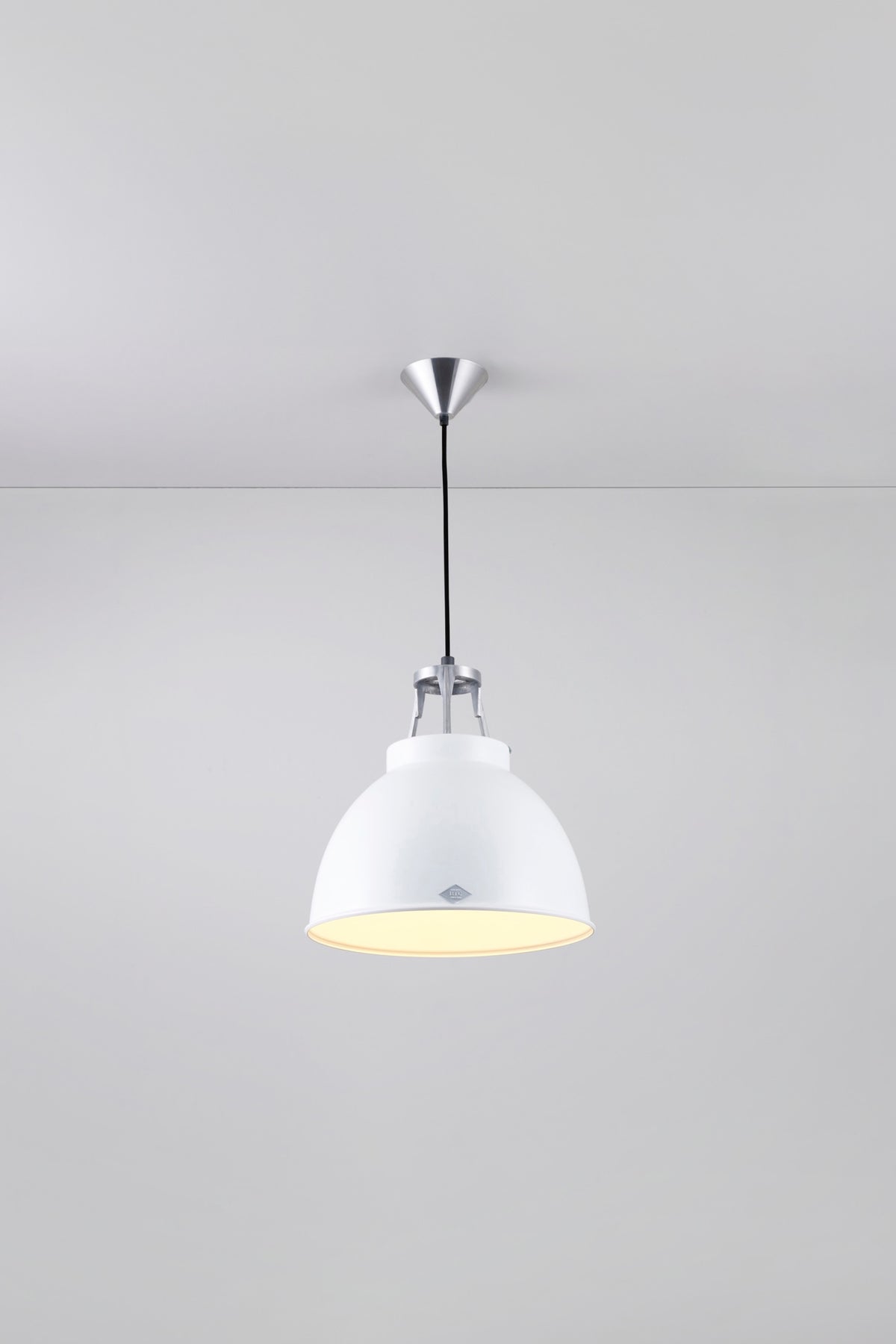 Variant Image for White / White