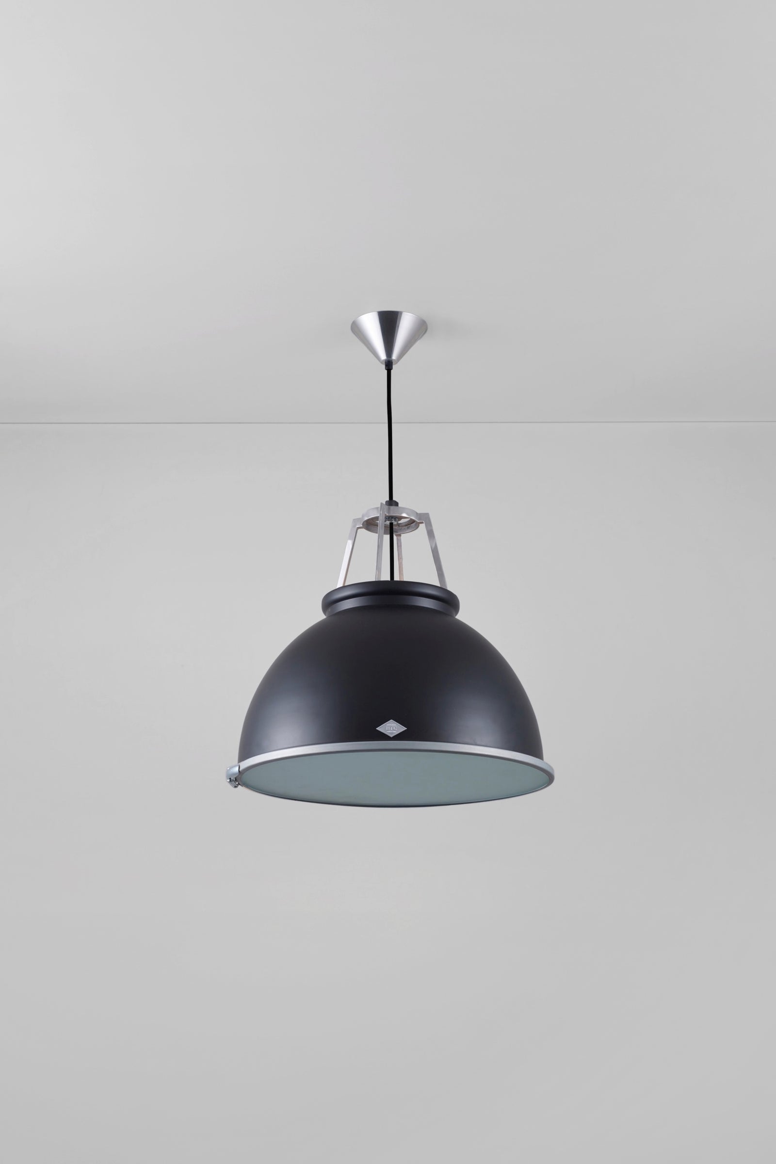 Variant Image for Noir / Verre Dépoli