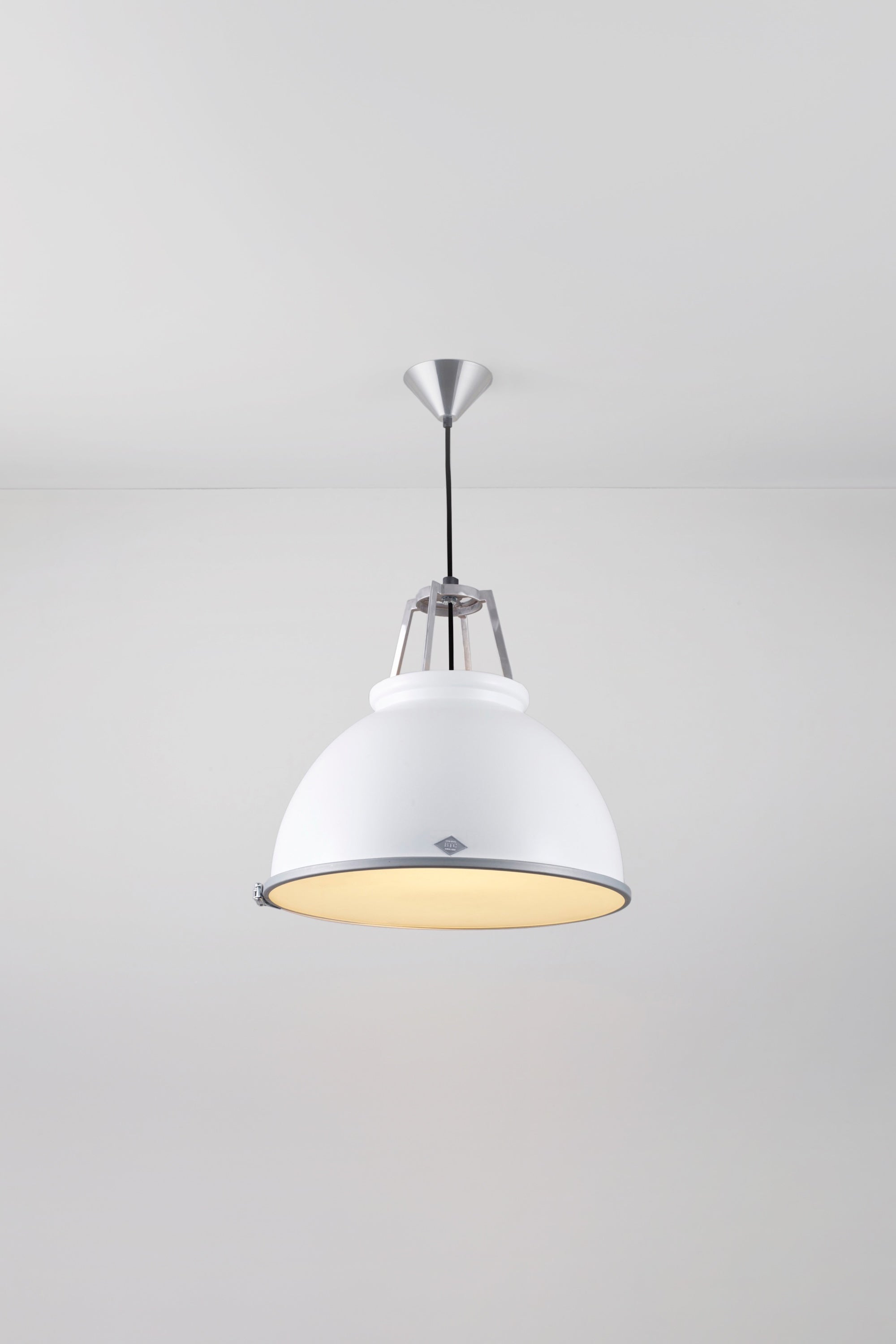 Suspension Titan, Taille 3 avec Verre Dépoli