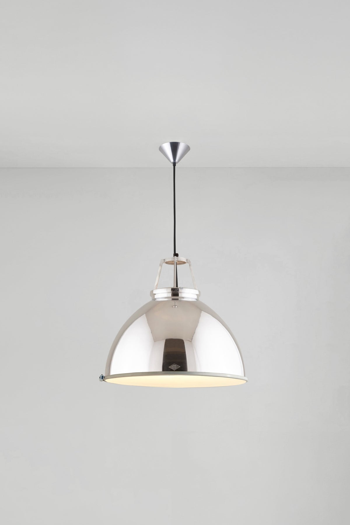 Variant Image for Natural Aluminium / Etched Diffuser