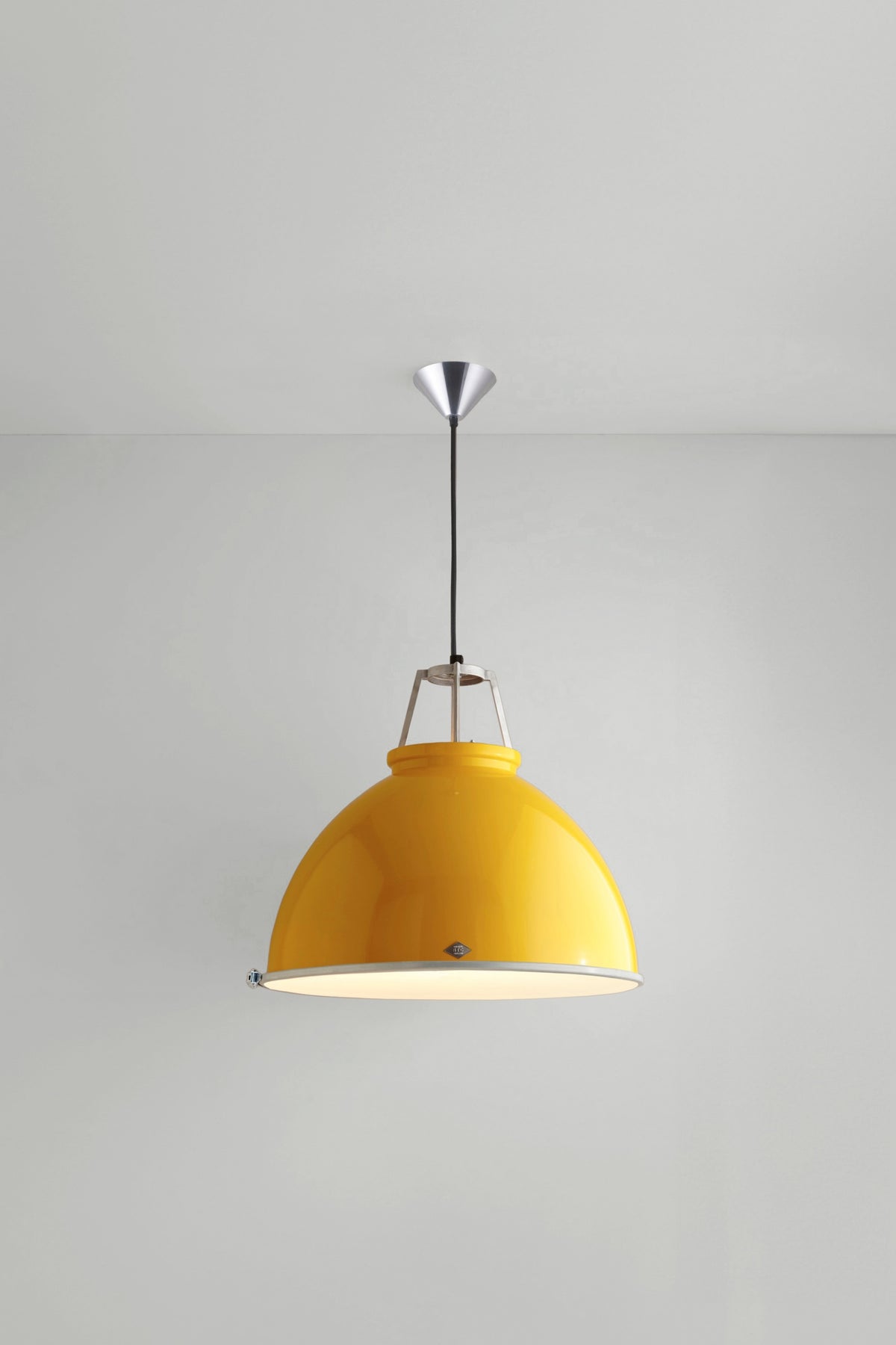 Variant Image for Yellow / Etched Diffuser