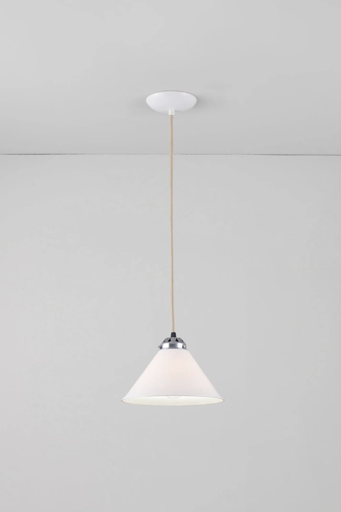 Cobb Small Pendant