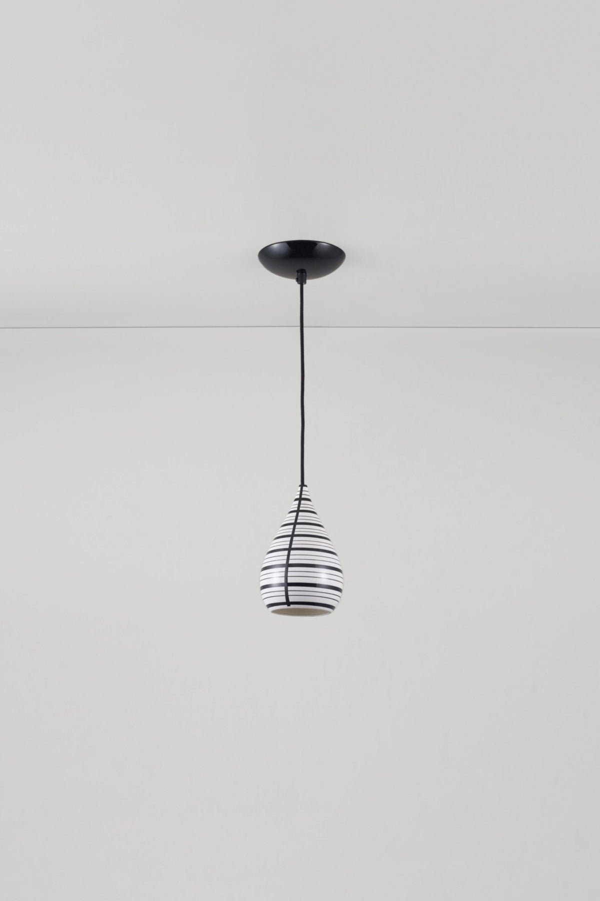 Circle Line Drop Pendant