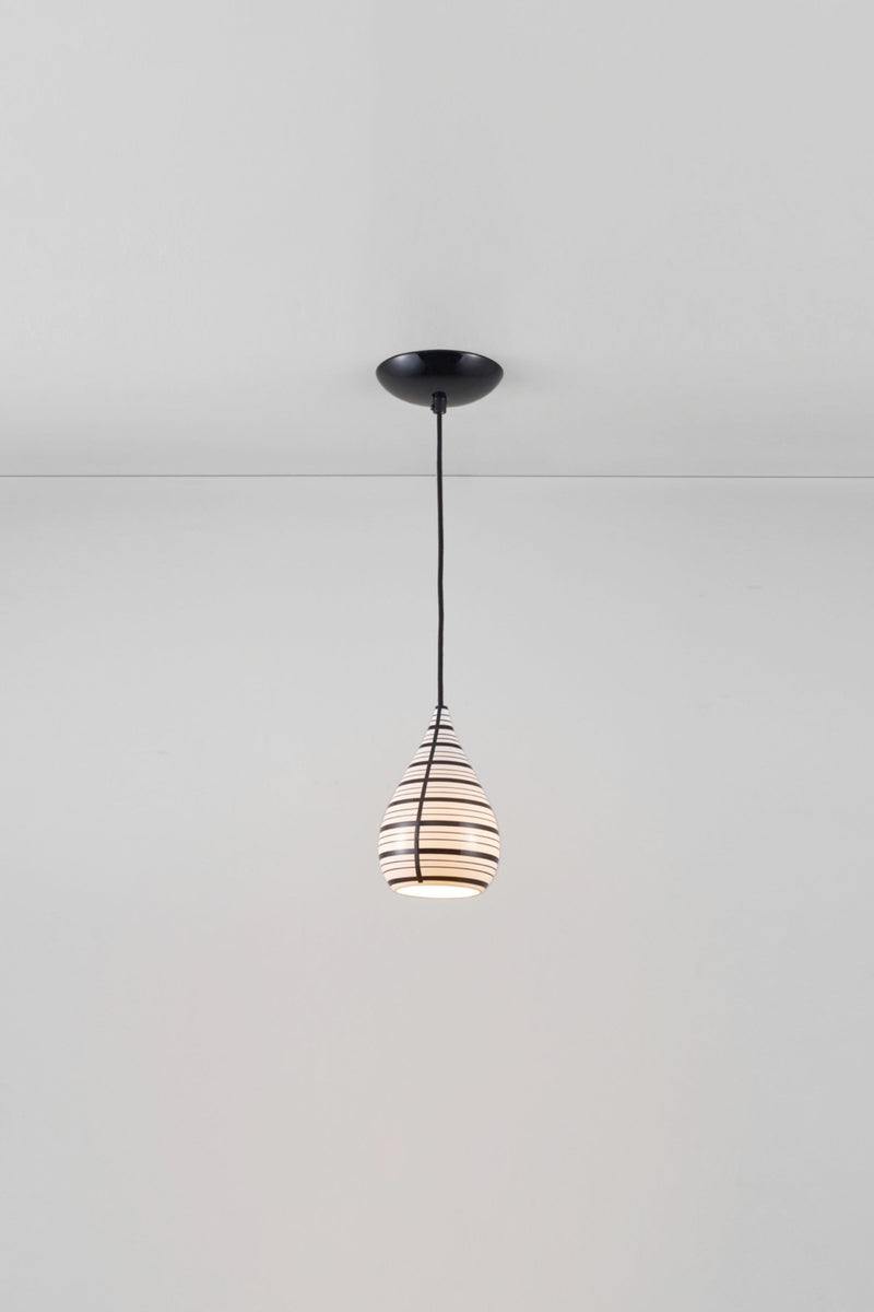 btc Circle Line Drop Pendant Black & White