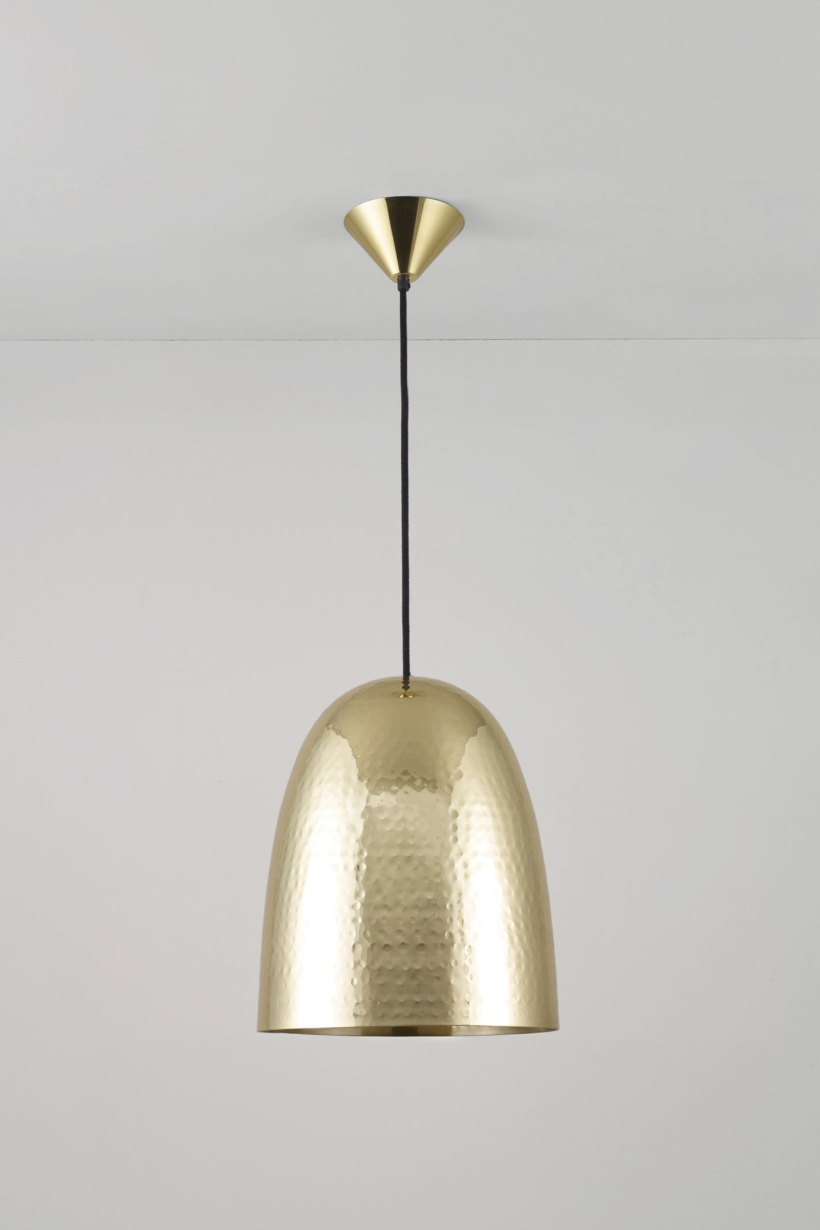 Variant Image for Hammered Brass