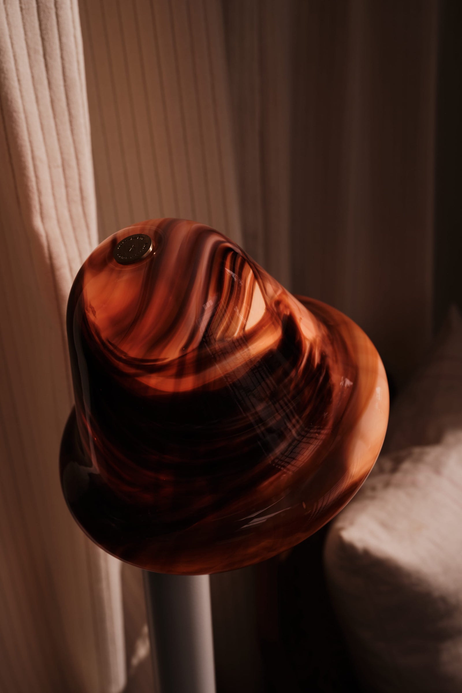 Variant Image for Blanc texturé / Chocolat