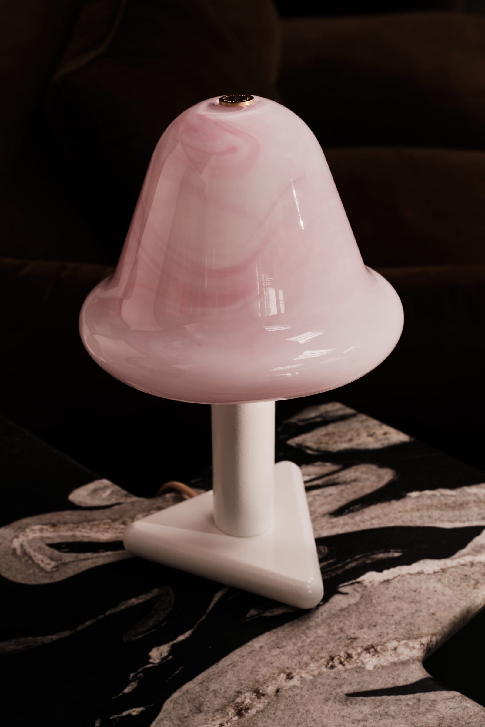 Variant Image for Textured White / Strawberry