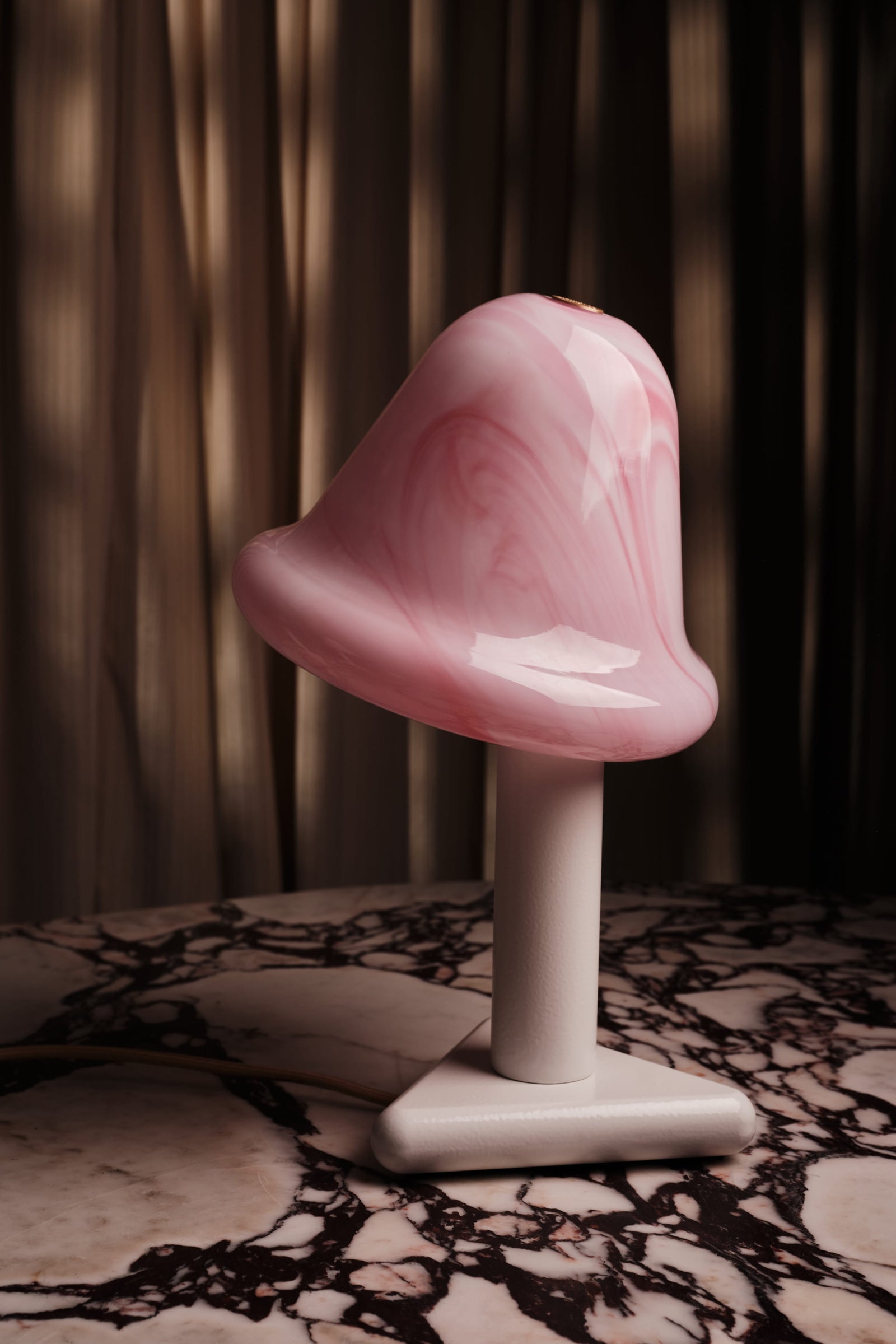 Variant Image for Blanc texturé / Fraise
