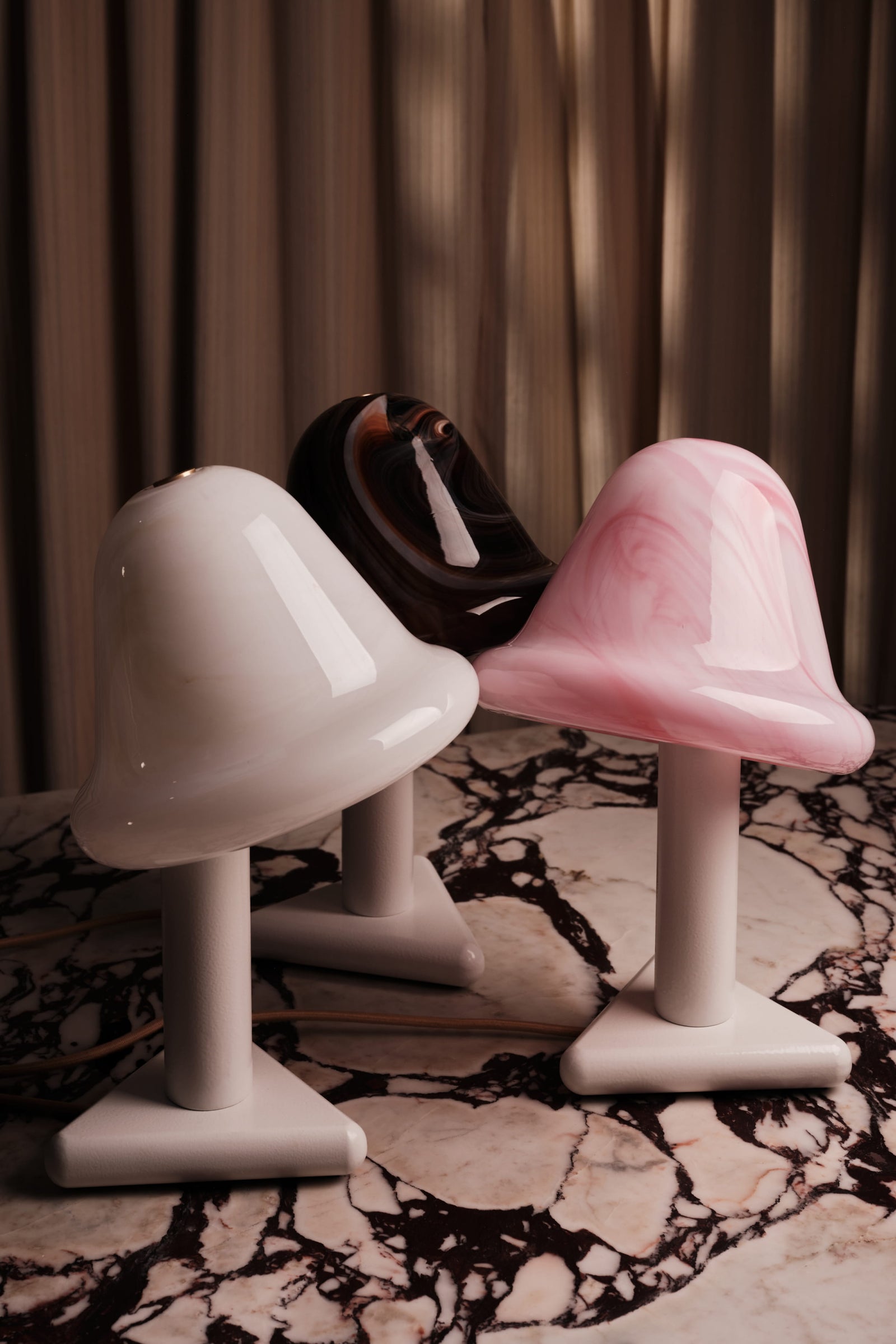 Variant Image for Textured White / Strawberry