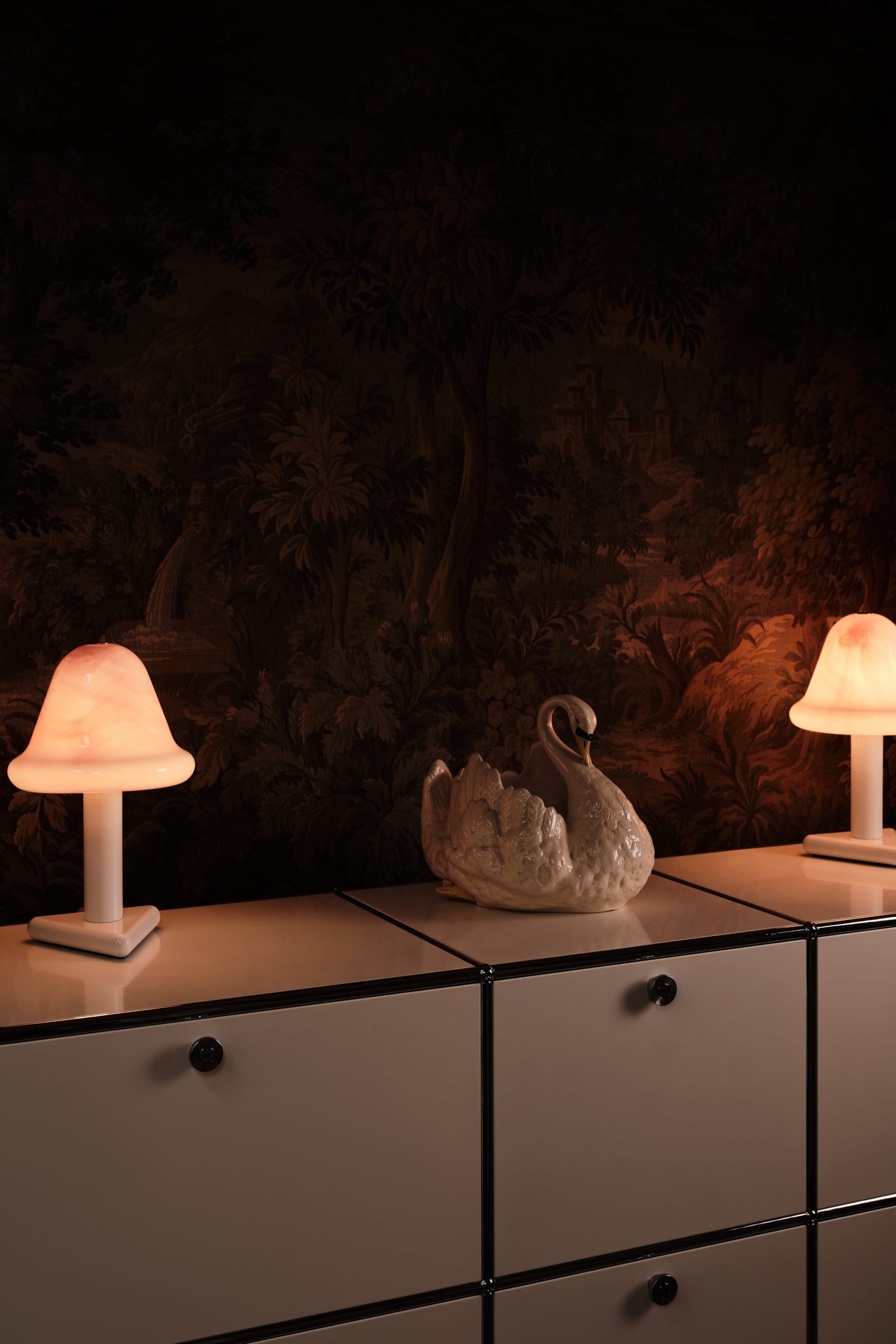 Variant Image for Textured White / Strawberry