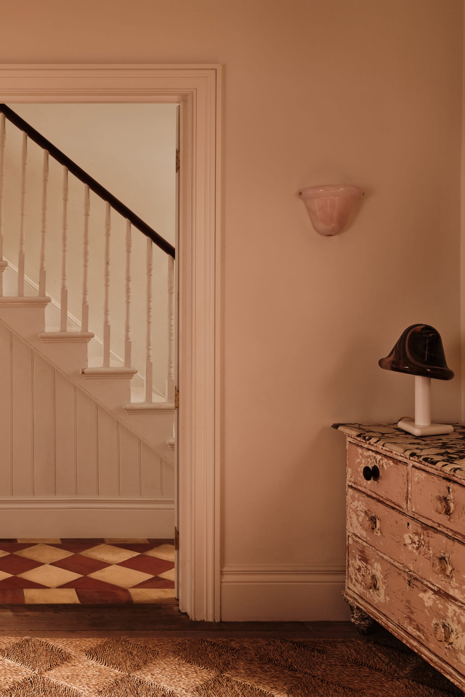 Variant Image for Textured White / Chocolate