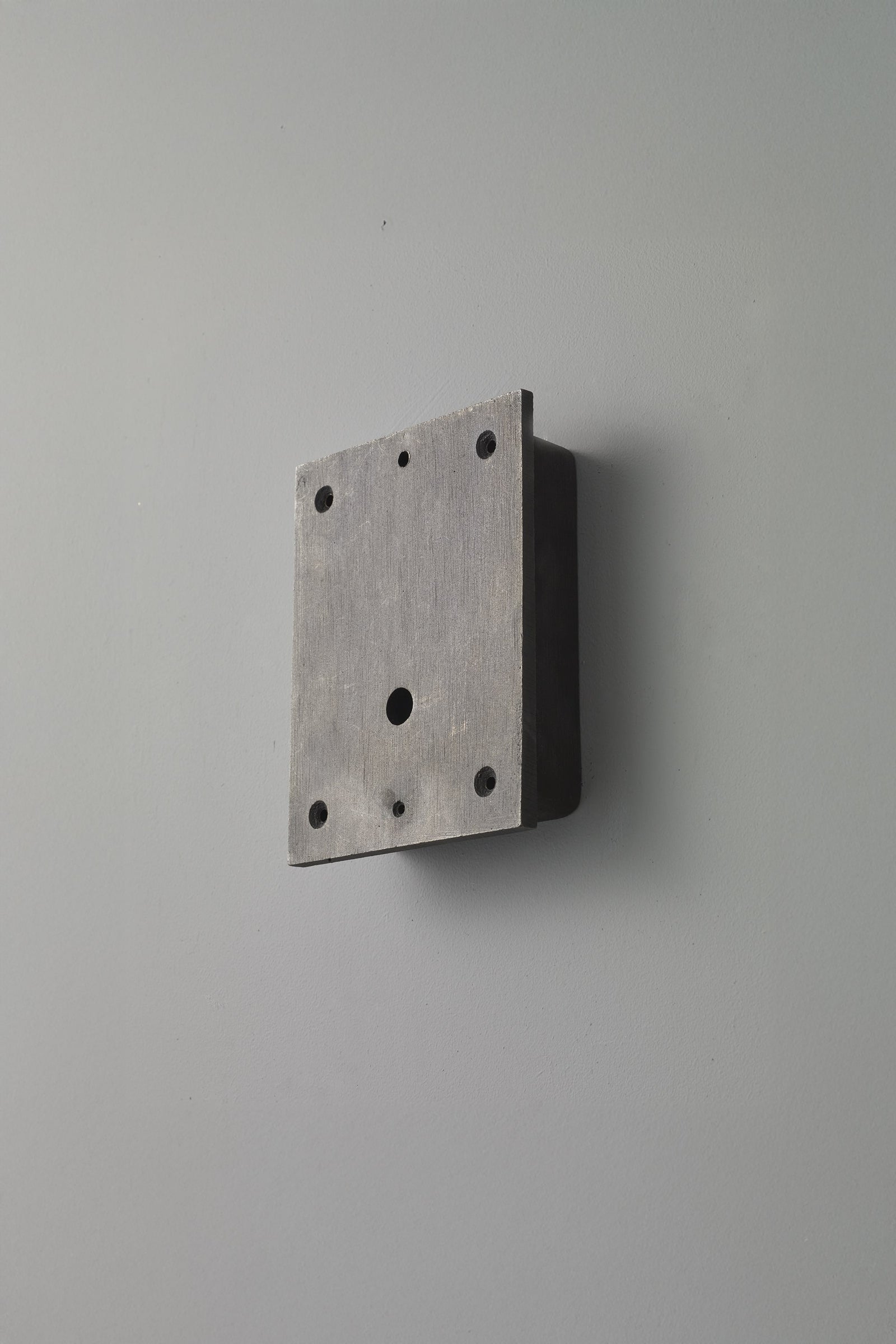 Variant Image for Sandgestrahlte patinierte Bronze