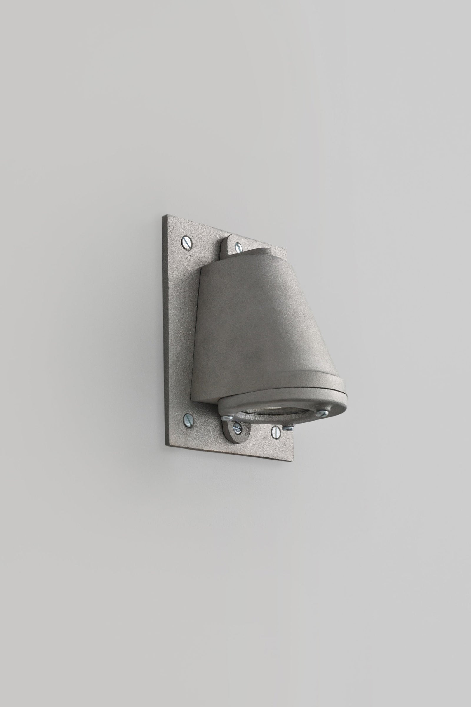 Variant Image for Sandblasted Anodised Aluminium