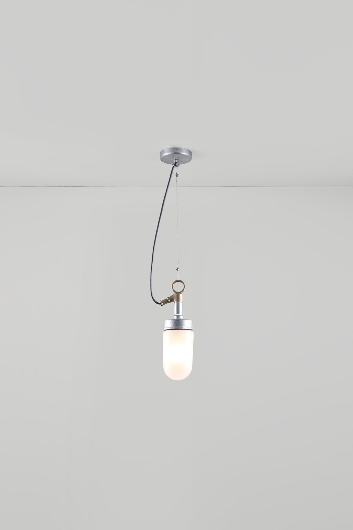 Well Glass Pendant 7679