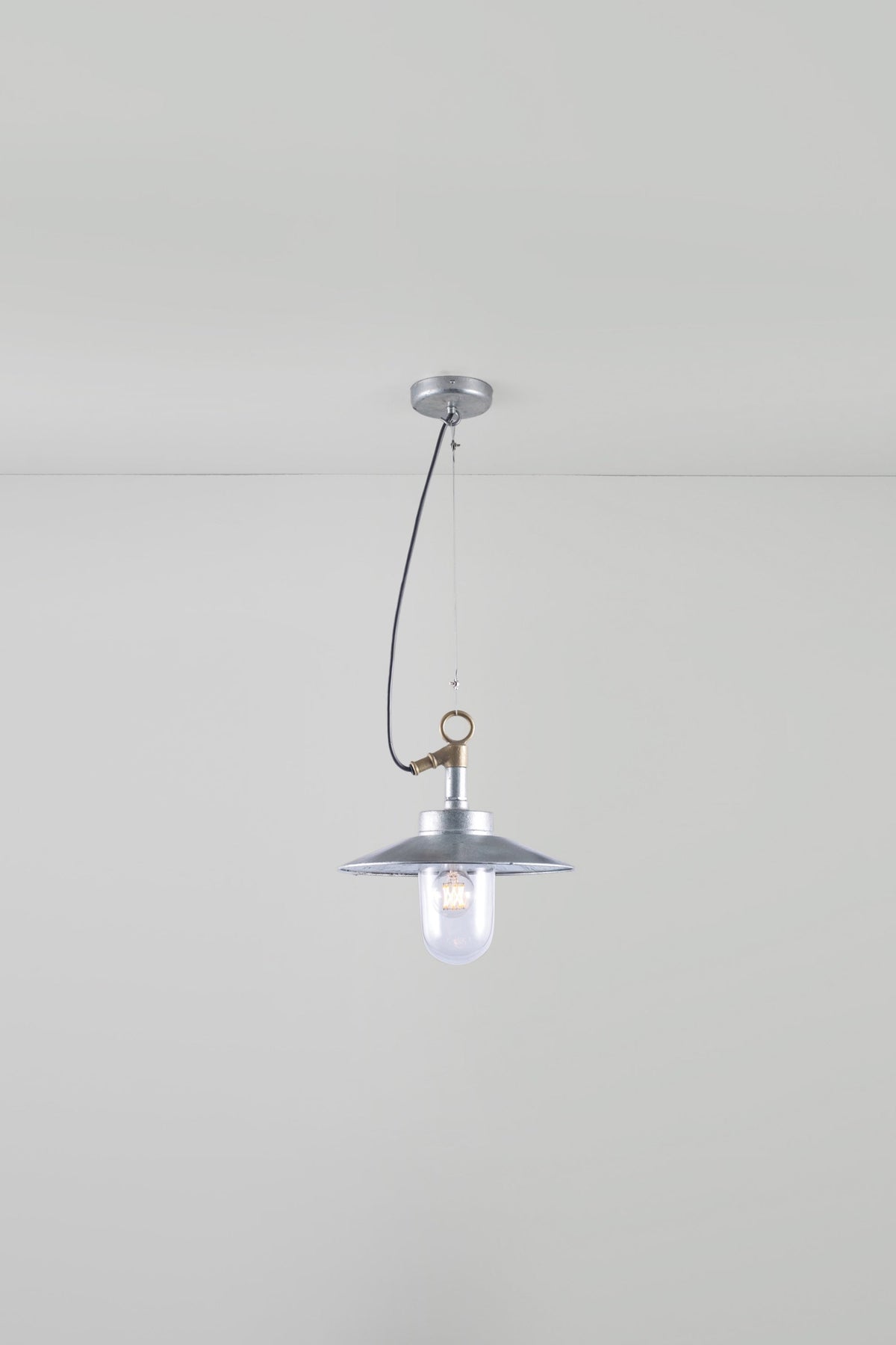 Suspension Well Glass avec réflecteur 7680 IP44